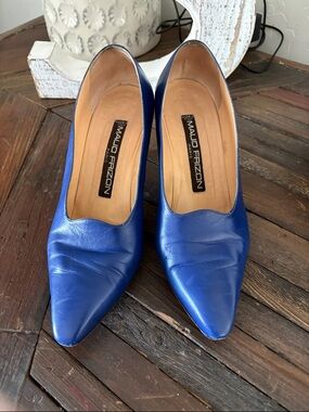Vintage MAUD FRIZON Electric Blue Pointed-Toe Leather Pumps size 39